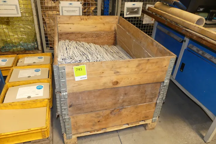 Konvolut Haken Umfang: Palette mit Inhalt